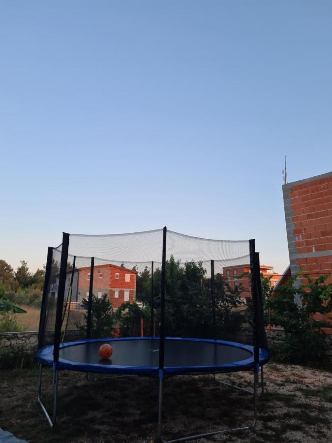 Apartmani Bellevue Vir Exterior foto
